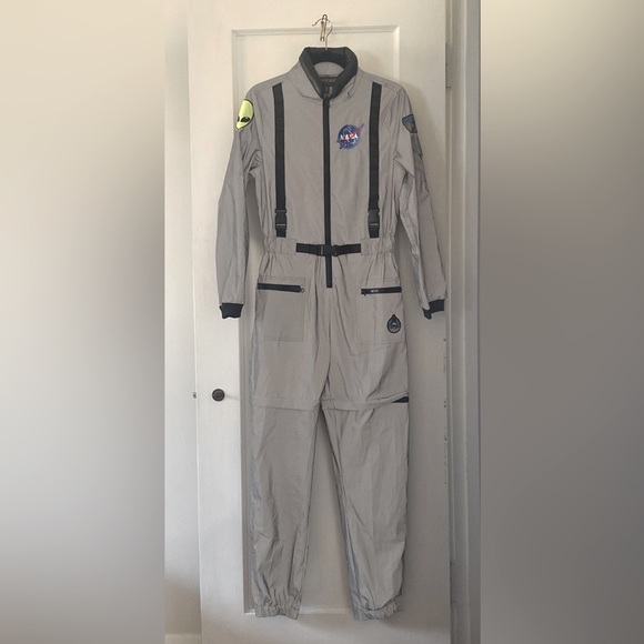 Astronaut Suit, Reflective, NASA - Picture 2 of 4